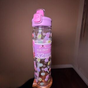 Manna Leak-Proof Water Bottle with Pastel Design Glass bottle
